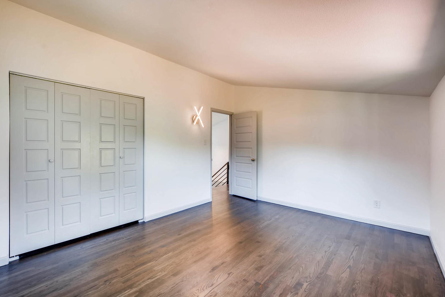 1380 S Jasmine Way Denver CO-large-021-22-2nd Floor Bedroom-1500x1000-72dpi